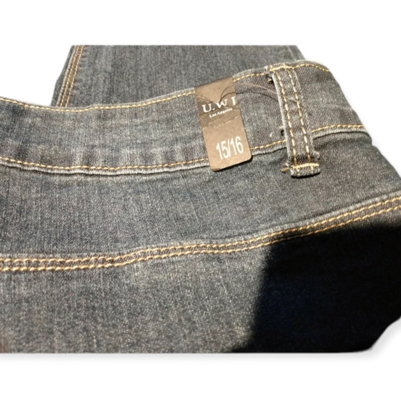 U W J Woman Blue Jeans SZ 15/16 High Rise Mom Jeans Stretch - Picture 4 of 7